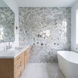 Polygoon Zilver - badkamer sfeerbeeld